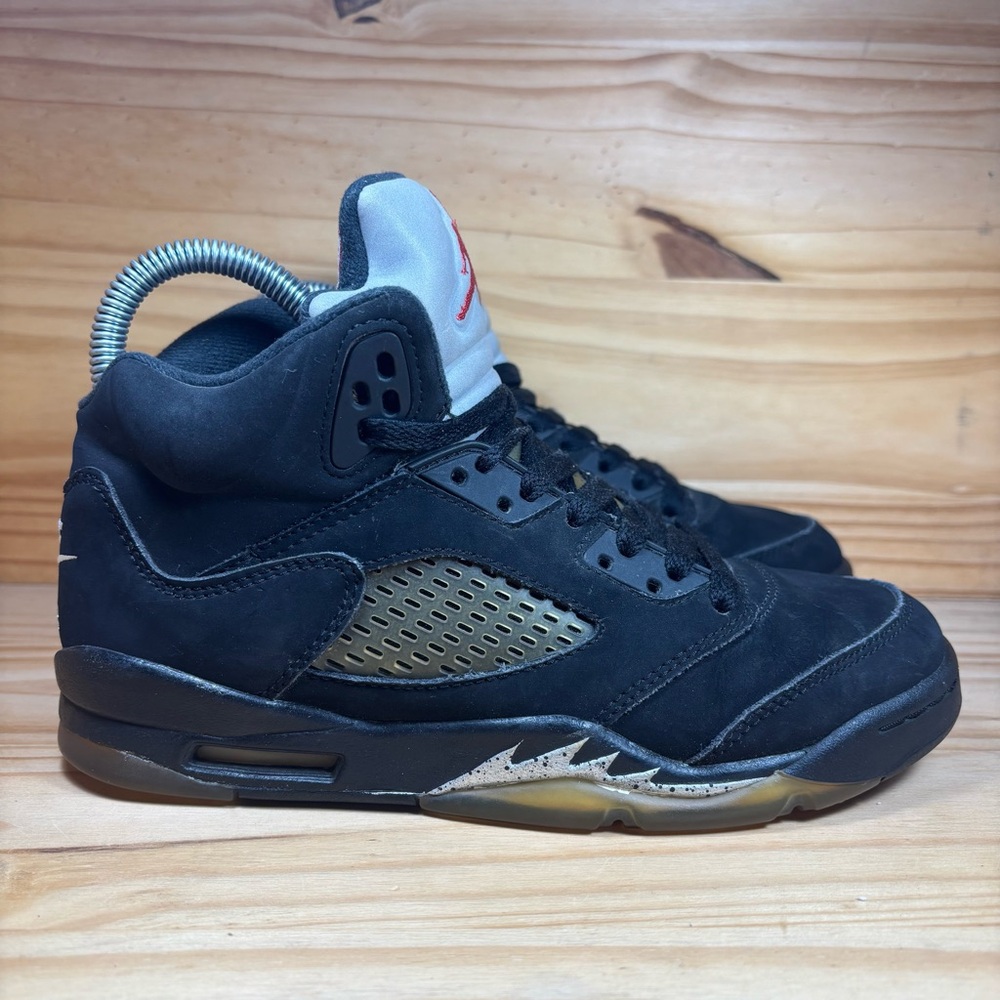 Nike Air Jordan 5 Retro GS 2016 Black Metallic Silver 845036-003  4Y = 5.5 Women